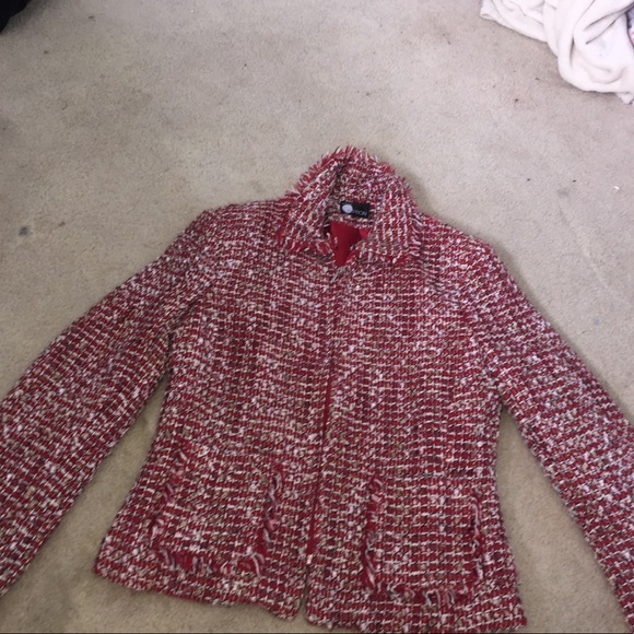 ❣️red jacket❣️ - Picture 5 of 8